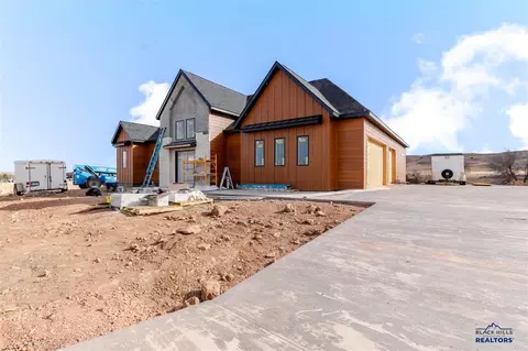 14156 Saddle Hill Dr, Rapid City, SD 57702