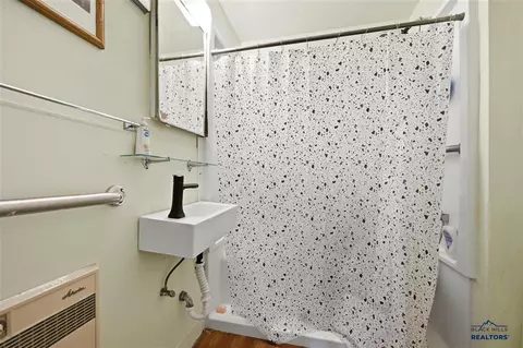 Bath - 613 W Summit St, Lead, SD 57754 photo 1 of 2
