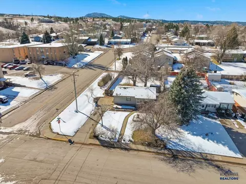 801 N Yale St, Spearfish, SD 57783 photo 12