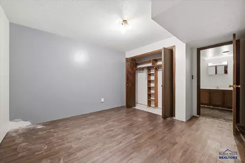 801 N Yale St, Spearfish, SD 57783 photo 10