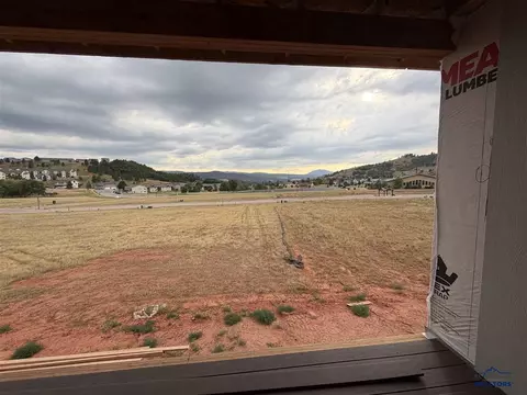 598 Gooseberry Rd, Spearfish, SD 57783 photo 2