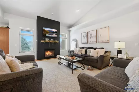 513 Aspen Dr, Spearfish, SD 57783 photo 4
