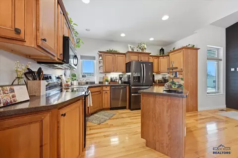513 Aspen Dr, Spearfish, SD 57783 photo 6