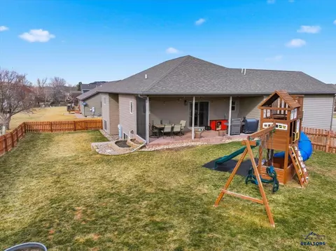 513 Aspen Dr, Spearfish, SD 57783 photo 26