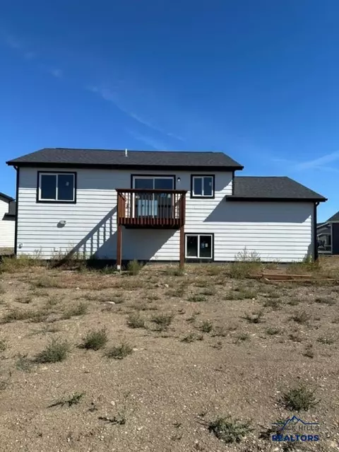 860 Bushnell Ct, Box Elder, SD 57719 photo 4