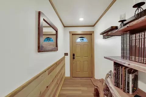 Entry Way - 11821 Diamond Dr, Custer, SD 57730 photo 3 of 4