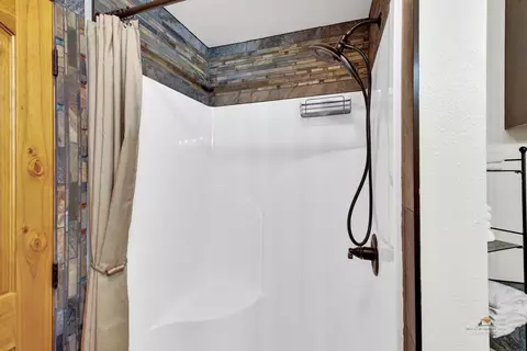 Bath - 11821 Diamond Dr, Custer, SD 57730 photo 6 of 7