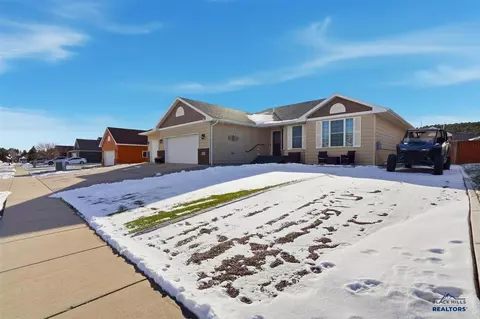 10161 Ventura Ln, Summerset, SD 57718 photo 5