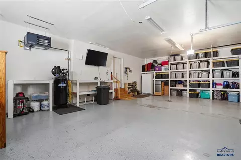 10161 Ventura Ln, Summerset, SD 57718 photo 39