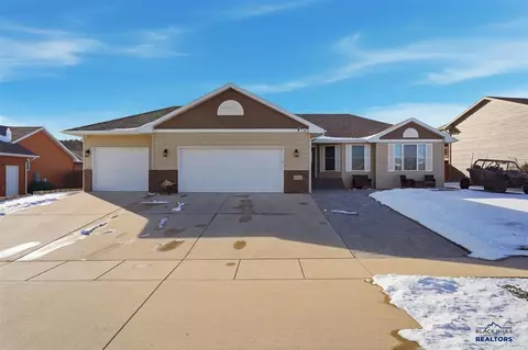 10161 Ventura Ln, Summerset, SD 57718 photo 2