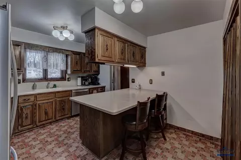 2322 S Baldwin St, Sturgis, SD 57785 photo 8