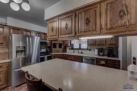 2322 S Baldwin St, Sturgis, SD 57785 photo 9