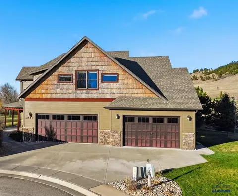 2424 N Canyon St, Spearfish, SD 57783 photo 4