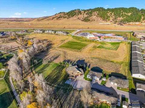 2424 N Canyon St, Spearfish, SD 57783 photo 6