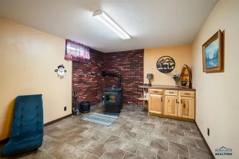 900 Summit St, Belle Fourche, SD 57717 photo 30