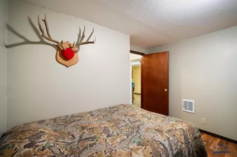 900 Summit St, Belle Fourche, SD 57717 photo 29