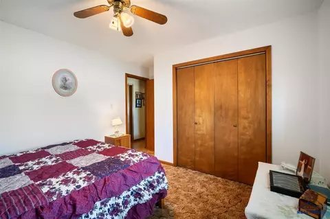900 Summit St, Belle Fourche, SD 57717 photo 17
