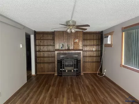 Living - 1104 C St, Edgemont, SD 57735 photo 1 of 4