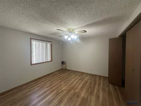 Bedroom - 1104 C St, Edgemont, SD 57735 photo 2 of 7
