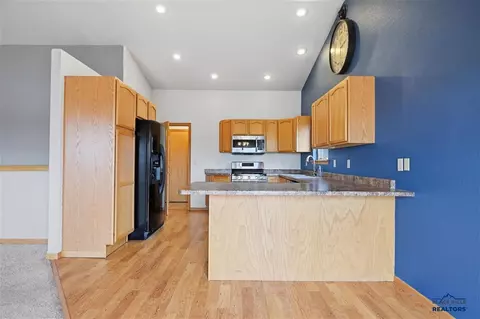 244 Juniper Ct, Belle Fourche, SD 57717 photo 13