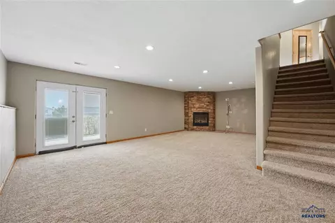 244 Juniper Ct, Belle Fourche, SD 57717 photo 27