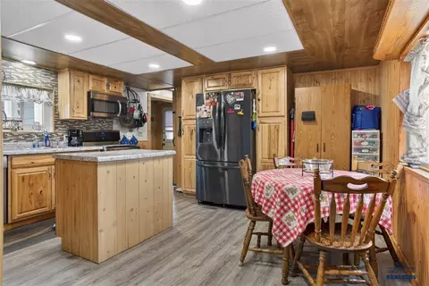 1512 Sharp Dr, Rapid City, SD 57703 photo 8