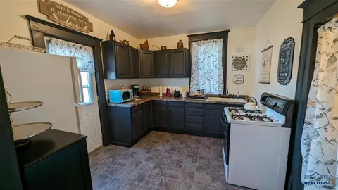 Kitchen - 610 Sawyer St, Lead, SD 57754 photo 2 of 3
