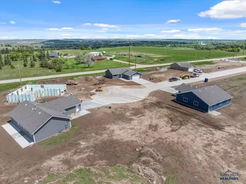 10883 Eagle Ct, Belle Fourche, SD 57717 photo 11