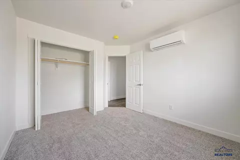 10883 Eagle Ct, Belle Fourche, SD 57717 photo 8