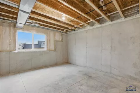 604 Bull Run Dr, Box Elder, SD 57719 photo 30