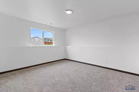 604 Bull Run Dr, Box Elder, SD 57719 photo 24