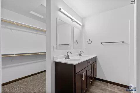 604 Bull Run Dr, Box Elder, SD 57719 photo 16
