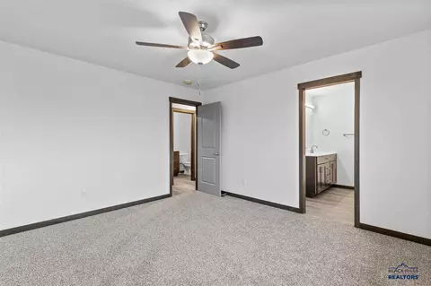 604 Bull Run Dr, Box Elder, SD 57719 photo 15