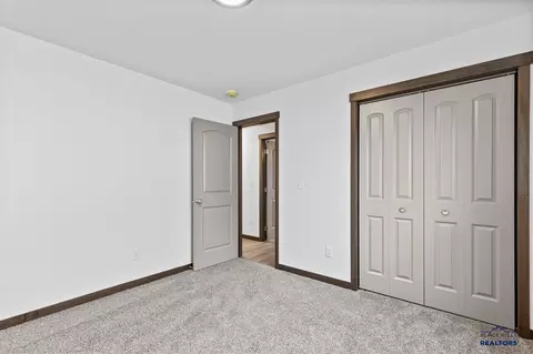 604 Bull Run Dr, Box Elder, SD 57719 photo 20