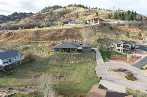 1822 Roundup Cir, Spearfish, SD 57783 photo 5