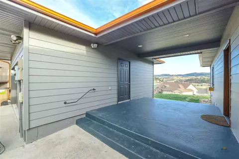 1822 Roundup Cir, Spearfish, SD 57783 photo 8