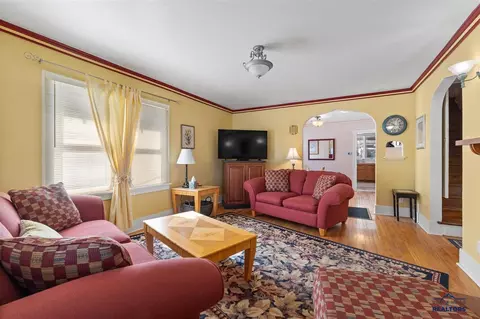 Living - 37 1st, Lead, SD 57754 photo 1 of 3