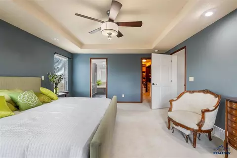 Bedroom - 25278 Wittrock Rd, Custer, SD 57730 photo 2 of 5