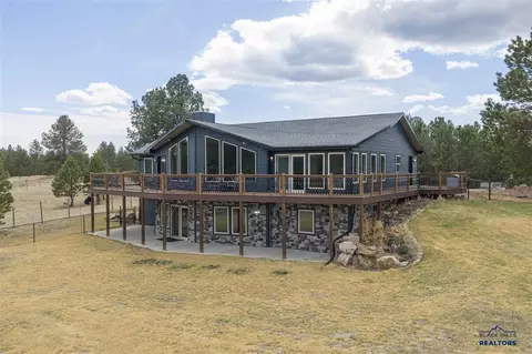 Exterior - 25278 Wittrock Rd, Custer, SD 57730 photo 2 of 4