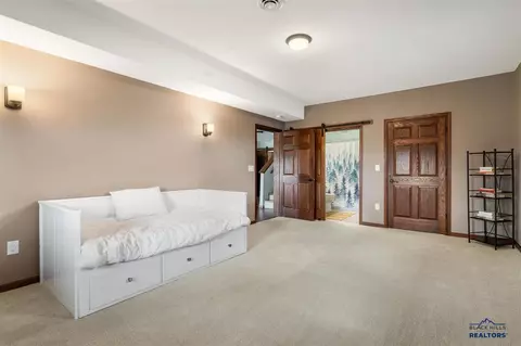 Bedroom - 25278 Wittrock Rd, Custer, SD 57730 photo 5 of 5