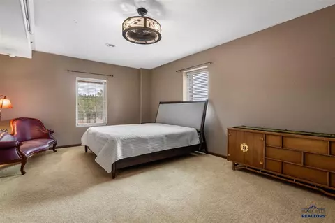 Bedroom - 25278 Wittrock Rd, Custer, SD 57730 photo 3 of 5