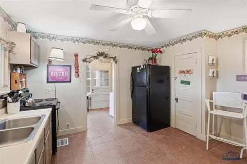21179 Lookout Trl, Lead, SD 57754 photo 13
