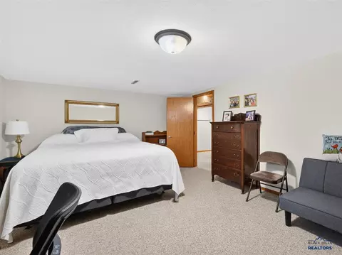 Bedroom - 2038 12th Ave, Belle Fourche, SD 57717 photo 4 of 5