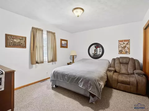 Bedroom - 2038 12th Ave, Belle Fourche, SD 57717 photo 2 of 5