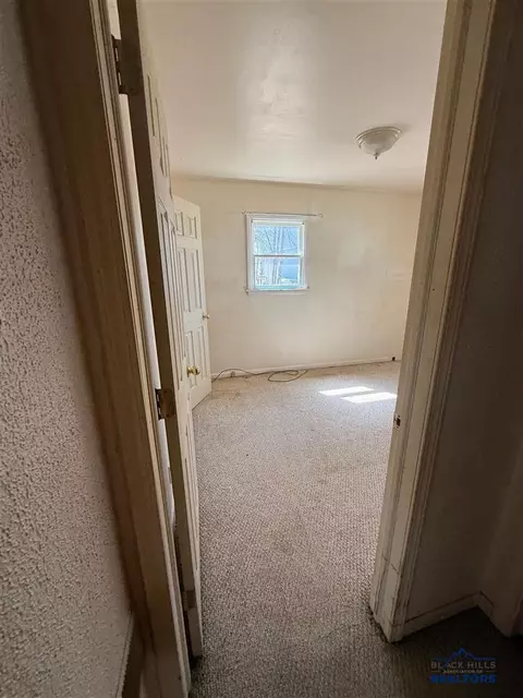 1937 Baltimore Ave, Hot Springs, SD 57747 photo 11