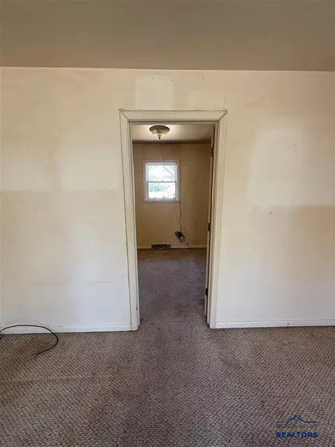1937 Baltimore Ave, Hot Springs, SD 57747 photo 8