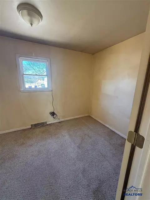 1937 Baltimore Ave, Hot Springs, SD 57747 photo 10