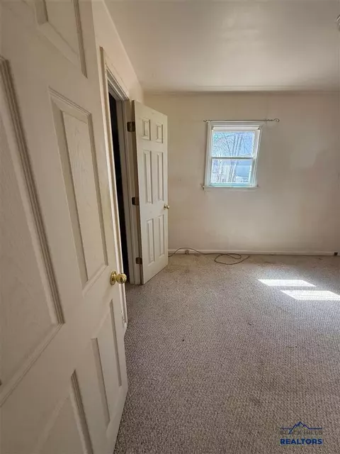 1937 Baltimore Ave, Hot Springs, SD 57747 photo 12