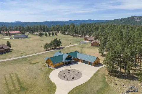 22765 Hat Mountain Dr, Rapid City, SD 57702