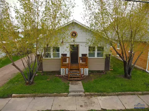 808 Harding St, Belle Fourche, SD 57717 photo 21